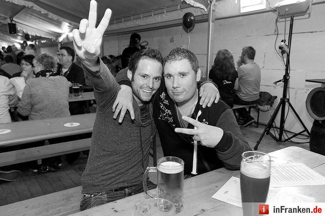 Sandkerwa: Partyfotos