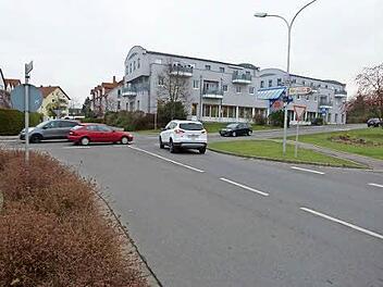 An der Kreuzung Lauterer-, Rückert- und Passchendaelekasernenstraße könnte ein Kreisel entstehen.  Foto: Lothar Weidner