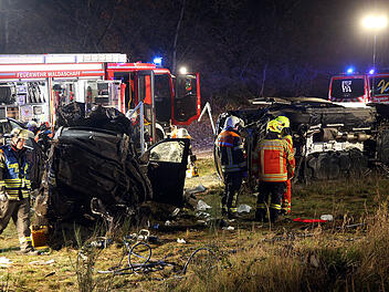 A3 bei Weibersbrunn: schwerer Unfall mit mehreren Verletzten