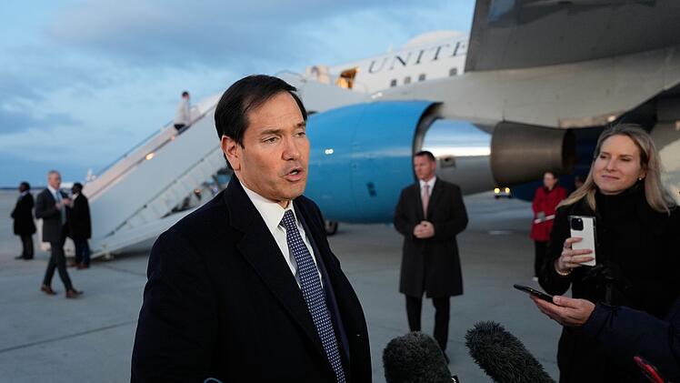 Vor dem Start der 62. M&uuml;nchner Sicherheitskonferenz (MSC)