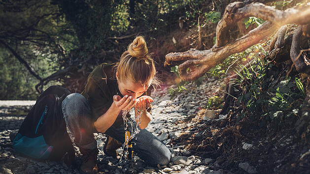 skillcation survival bushcraft outdoor abenteuer wildnis bergfluss natur skill holidays urlaub lernen &uuml;berlebenstraining norwegen schweden europa scout camping wilderness wasseraufbereitung naturverbunden praktisches lernen aktivurlaub reisen weltweit training kurs workshop selbstversorgung outdoor skills tourism adventure erlebnis