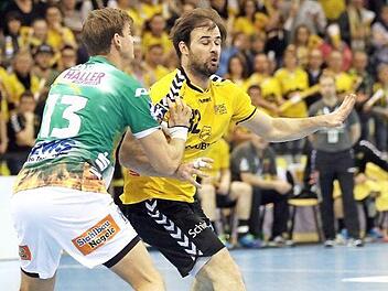 Augen zu und durch, Teil 1: Adnan Harmandic gab dem HSC-Spiel viele Impulse. Fotos: Timo Geldner