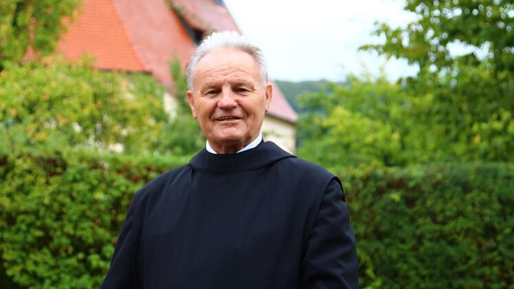 Pater Edmar Greif in Mittelehrenbach  Foto: Franz Galster