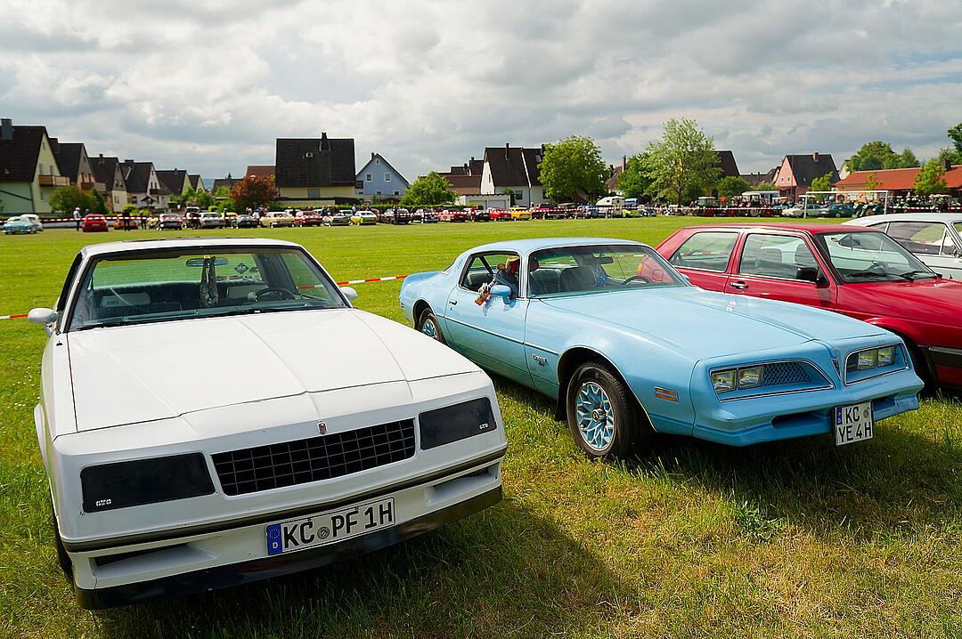 Es kamen viele Oldtimerfreunde.