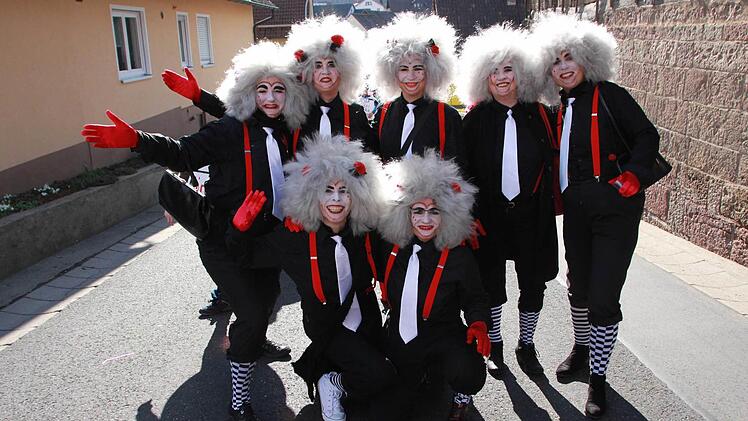 Stangenroth Rosenmontagsumzug Foto: Carmen Schmitt
