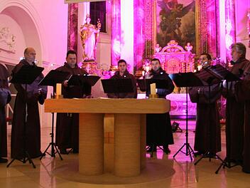 Das Vokaloktett "The Gregorian Voices" begeisterte in der Stadtsteinacher Kirche. Foto: Sonja Adam