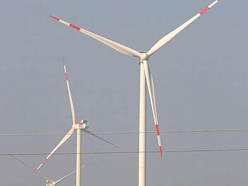 Durch Windkraft lässt sich regional sauberer Strom erzeugen. Symbolbild: Paul Ziegler