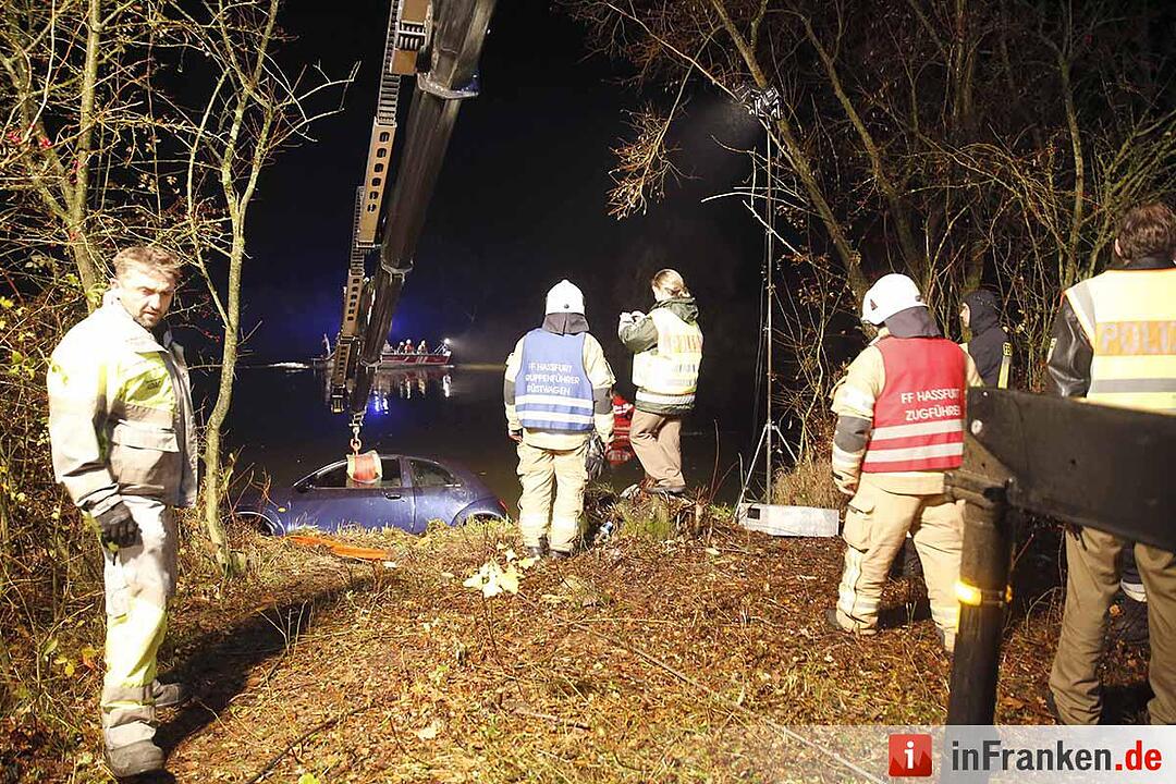 Pkw rollt bei Theres in Main: 23-Jährige stirbt