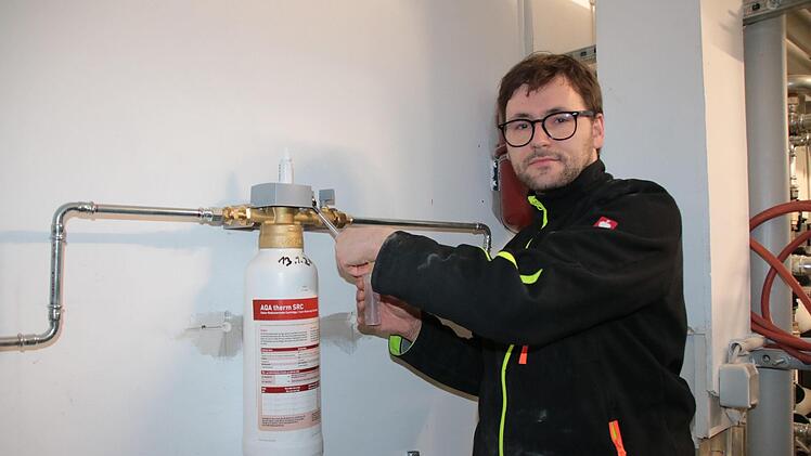 Die defekte Filterpatrone ist ausgetauscht. Fotos: Ralf Ruppert