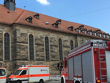 Großeinsatz an der Maria-Ward-Schule Foto: News5/Herse