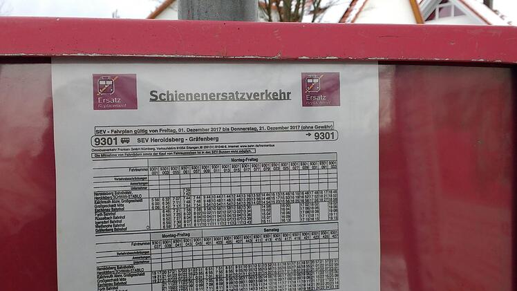 Bis Donnerstag, 21. Dezember, gilt der Ersatzfahrplan für Busse. Foto: Martin Rehm