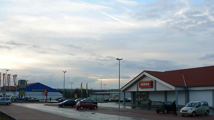 Auch in Neuenmarkt gibt es in der Wirsberger Stra&szlig;e bereits einen Norma-Markt. Archiv/Werner Rei&szlig;aus