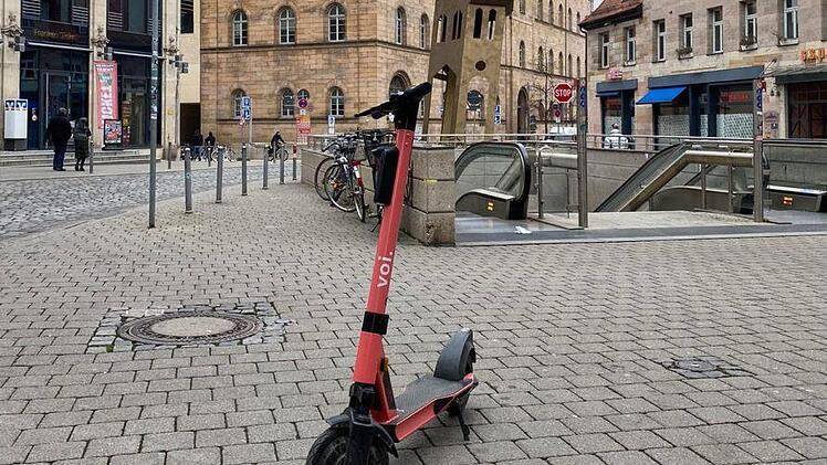 Zukunft in F&uuml;rth: Die mittelfr&auml;nkische Stadt bekommt rund 60 E-Scooter. Schon ab Montag kann man sie nutzen. Foto: Voi Technology AB