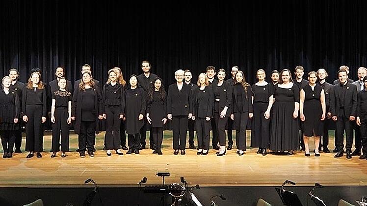 Die Schüler der Berufsfachschule für Musik Oberfranken bei ihrem Konzertauftritt in Sevilla