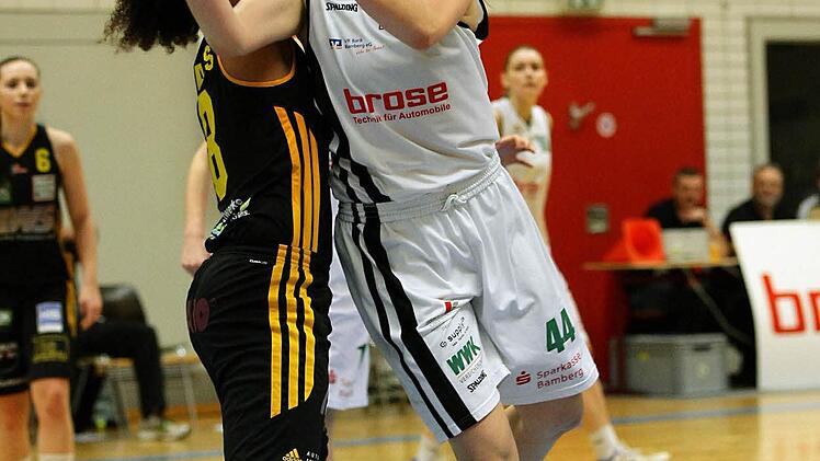 202 Rebounds sammelte Brett Benzio ein. Foto: sportpress