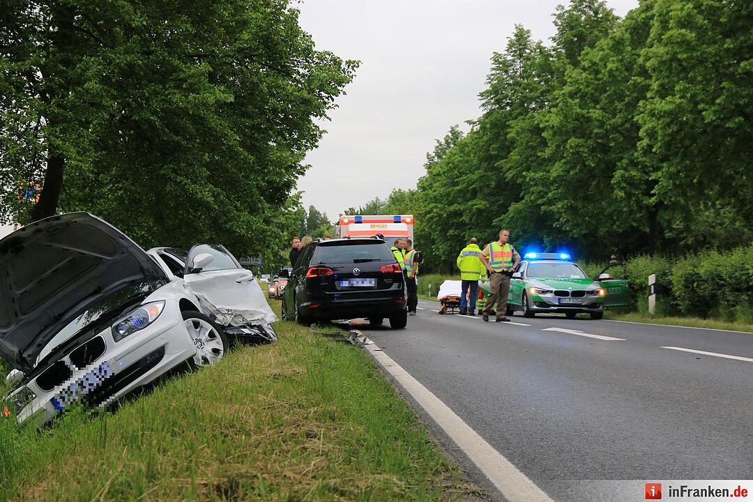 Autos kollidieren in Neunkirchen am Brand