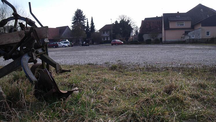 Blick nach Osten und direkt auf den Bühnenbereich nach dem Grün. Foto: Anette Schreiber