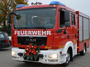 Die FFW Stangenroth hat ab sofort ein nagelneues Tragkraftspritzenfahrzeug. Fotos: Björn Hein