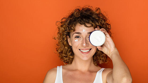 Sonnenschutz, eincremen, Creme, Sonnencreme
