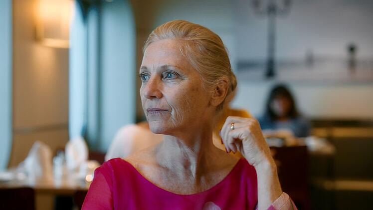 Alice Waldvogel (Esther Gemsch) möchte auch mit 65 Jahren noch spannende Abenteuer erleben.