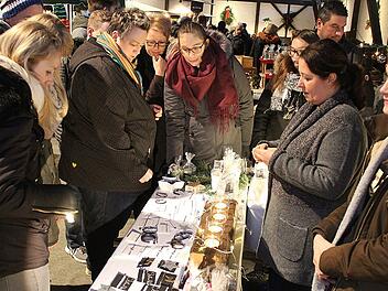 Casteller Weihnachtsmarkt bleibt Anziehungspunkt