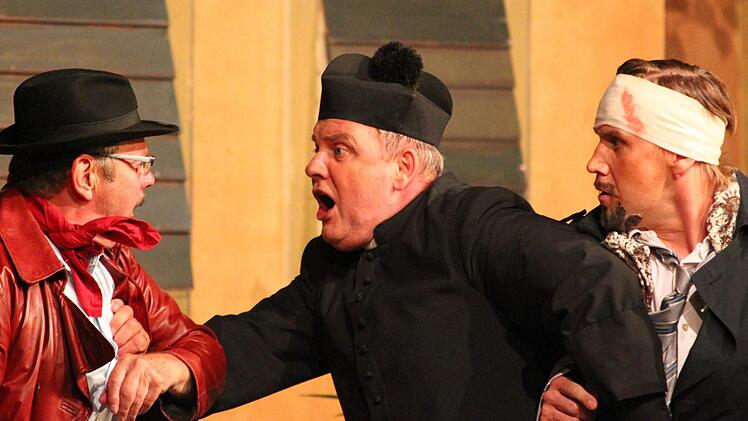 Szene aus Don Camillo und seine Herde. Foto: Jürgen Gärtner