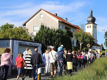 Die Kirche "Maria Schnee" in Bärnfels erwartet die Pilger. Foto: Franz Galster