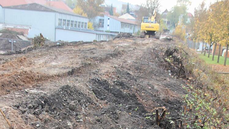Die seitlichen Auffüllungen mit Schotter sorgen für den Ärger.Foto: Ralf Kestel