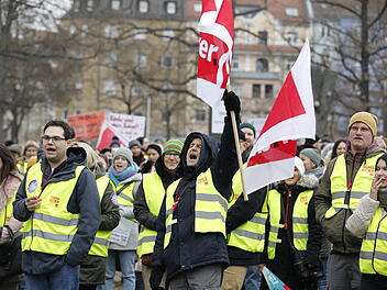Nürnberg: Streiks bei Kitas und Kliniken