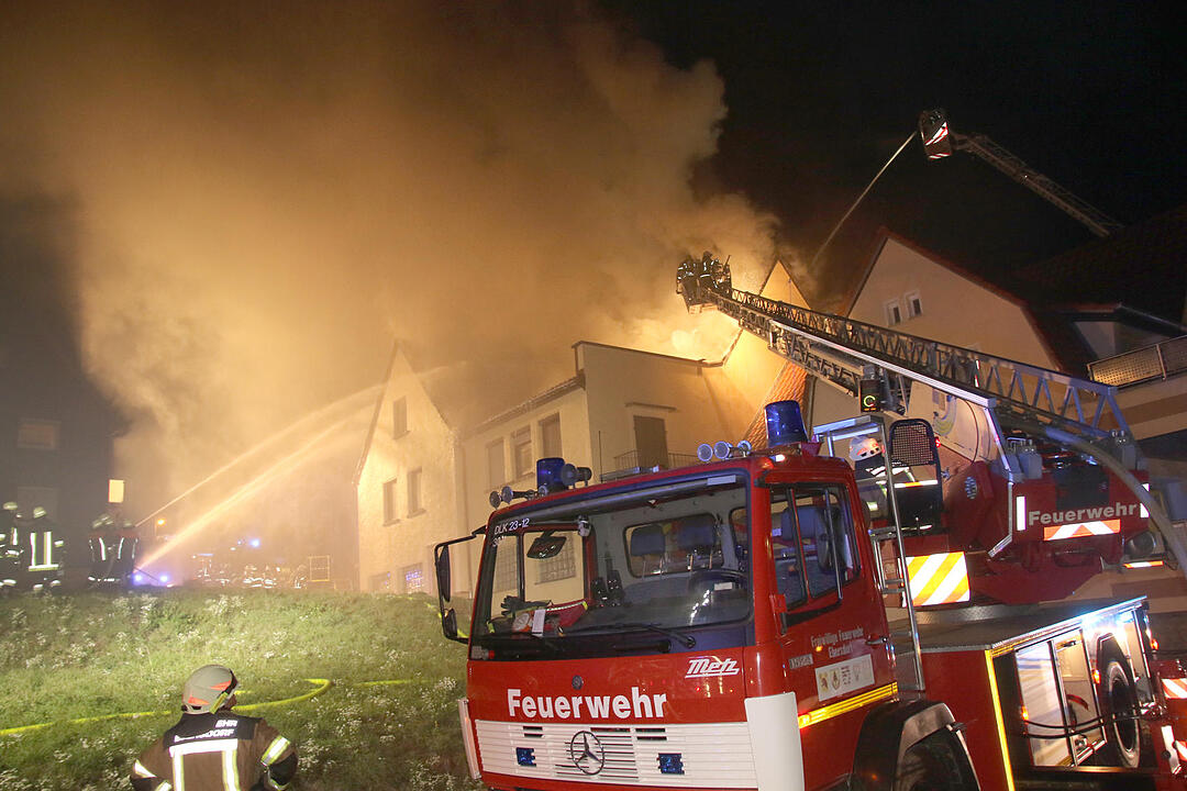 Dachstuhlbrand in Grub am Forst