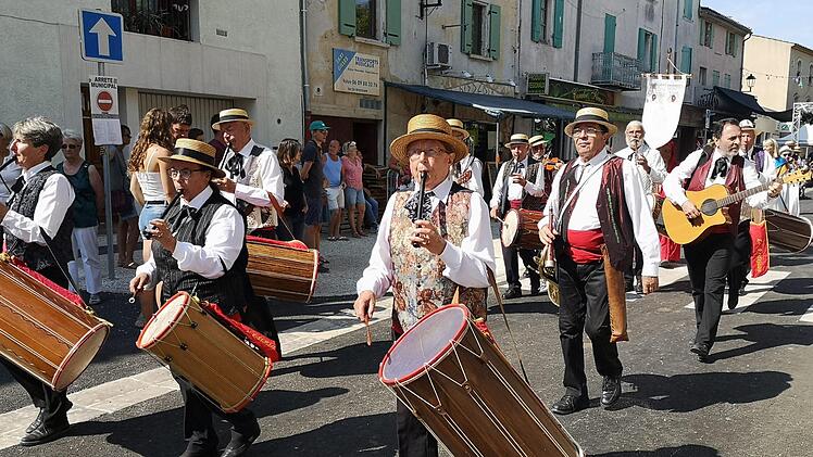 Die "Fête votive", das Stadtfest in Manduel bot Einblick in die Traditionen und Kultur von Bischofsheims Partnerstadt. Foto; Marion Eckert
