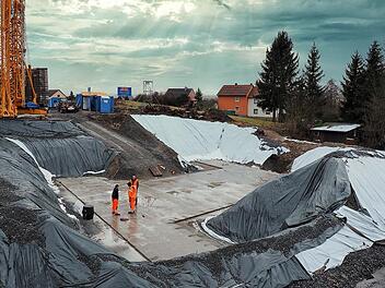 Blick auf die Baustelle der neuen Schindelbach-Brücke