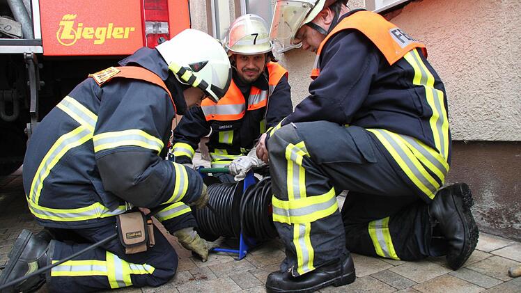 Jetzt wird alles wieder eingepackt...