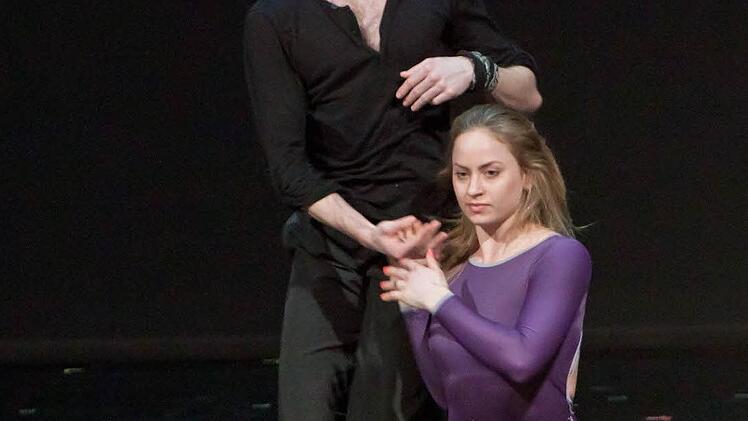 Einblicke in den nächsten Coburger Ballettabend bot eine Soirée im Landestheater. "Hypnotic Poison" feiert am 28. Februar Premiere in Coburg.Foto: Jochen Berger