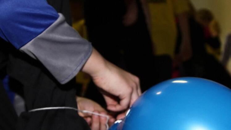 Der Renner war das Spiel "Luftballon zertreten" - natürlich die der anderen.
