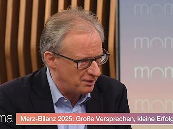 "Mit dem Herbst kommen ganz schwierige SItuationen auf dieses Land zu", blickte Albrecht von Lucke mit Unbehagen auf das kommende Jahr.