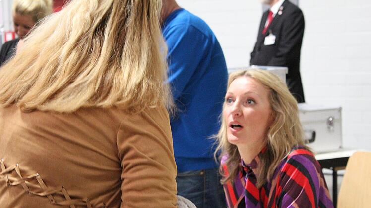 Ungekünstelt und nahbar gab sich Monika Gruber nach dem Programm während der Autogrammstunde.Markus Häggberg