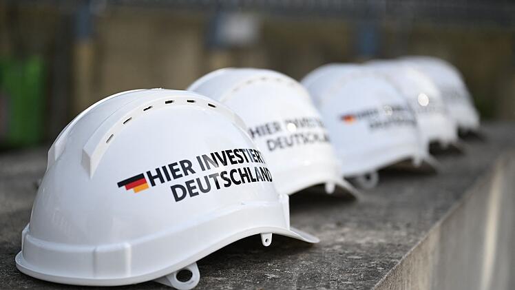 Finanzminister Klingbeil besucht Zukunftsprojekte in Deutschland
