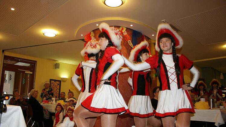 Die Prinzengarde in AktionMaria L&ouml;ffler