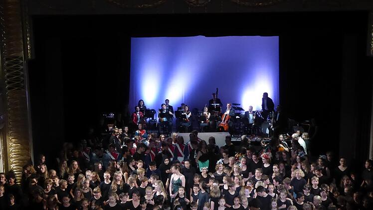 Kissinger Sommer Parade im Kurtheater von Bad Kissingen. Gerhild Ahnert