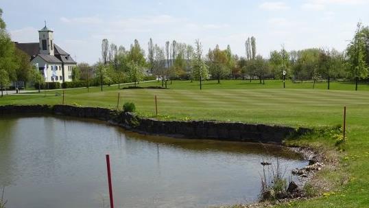 Seit 1994 werden in Maria Bildhausen Golfschläger geschwungen und ein Jubiläumsturnier gespielt. Then