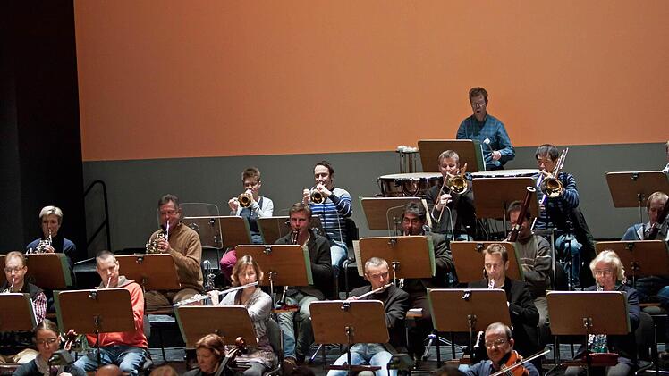 Holz- und Blechbläser des Philharmonischen Orchesters