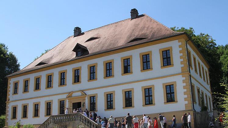 Das Schloss von Weißenbrunn soll nun ein Zentrum für Alte Musik in den Haßbergen werden.Günther Geiling