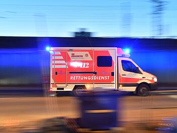 Mellrichstadt: Radfahrer bei Sturz in Baugrube schwer verletzt