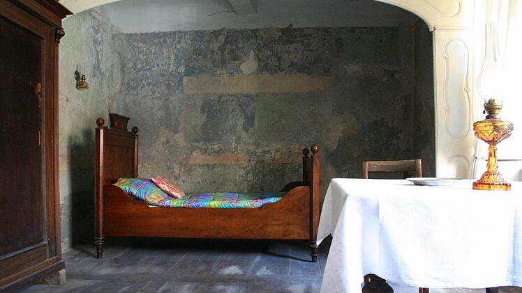 Das frühere Gästeapartement verfügt über einen Alkoven. Ursprünglich stammt der Raum aus dem 15. Jahrhundert.