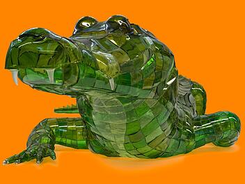 Dieses grüne Krokodil wirbt auf den Plakaten für den 4. Coburger Glaspreis.Foto: Lutz Naumann / Kunstsammlungen Coburg