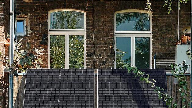 Balkonkraftwerk 2026: Funktion, Kosten, Ertrag & Kaufberatung &ndash; lohnt sich das?