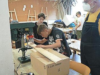 Bei der Projektwoche konnten die Schülerinnen und Schüler auch ihr handwerkliches Geschick testen.