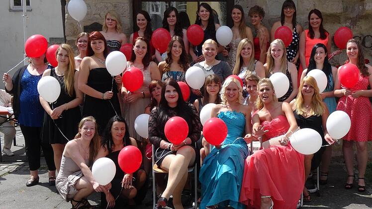 Die 32 "frischgebackenen" Fremdsprachenkorrespondenten auf einen Blick. Foto: privat