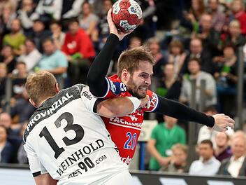 Nico Büdel kämpft mit dem HC Erlangen verbissen um den Klassenerhalt in der 1. Bundesliga.  Foto: Sportfoto Zink